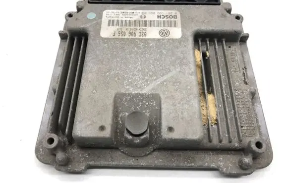 Volkswagen Touran I Engine control unit/module ECU 03C906056F