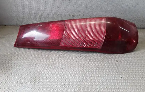Fiat Punto (176) Rear/tail lights 29420102 7730723