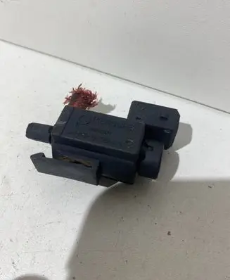 BMW X5 E53 Turbo solenoid valve 1742712