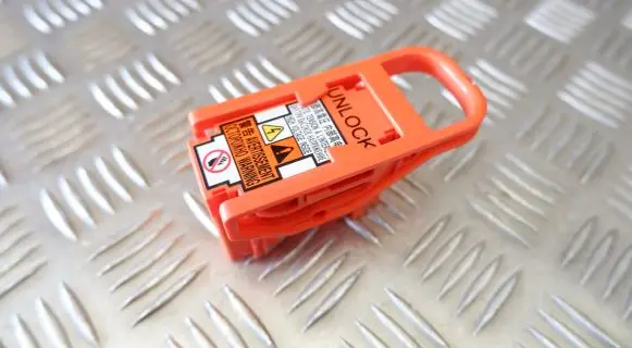 Lexus IS III XE30 Fuse G383448010