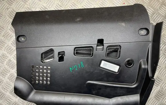 BMW 5 F10 F11 Dashboard lower bottom trim panel 10822910 9166705