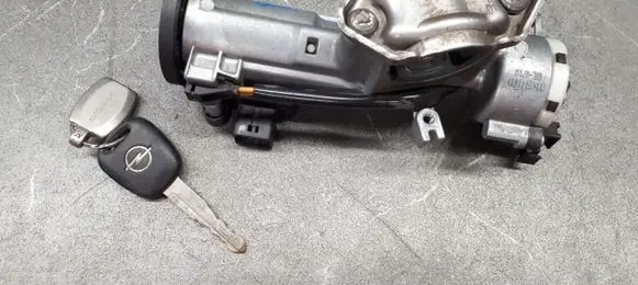 Opel Agila B Ignition lock 33970-62j00