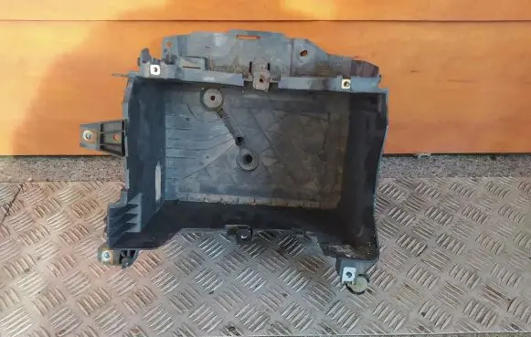 Renault Megane III Battery tray 244460010R