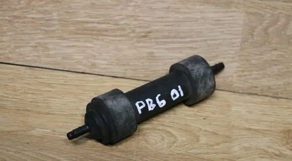 Volkswagen PASSAT B6 Vacuum air tank 03G129808C