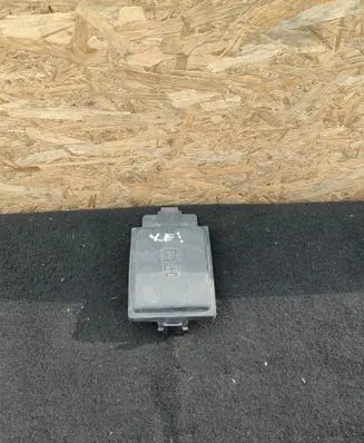Jaguar XE Fuse box cover GX7314A076DA