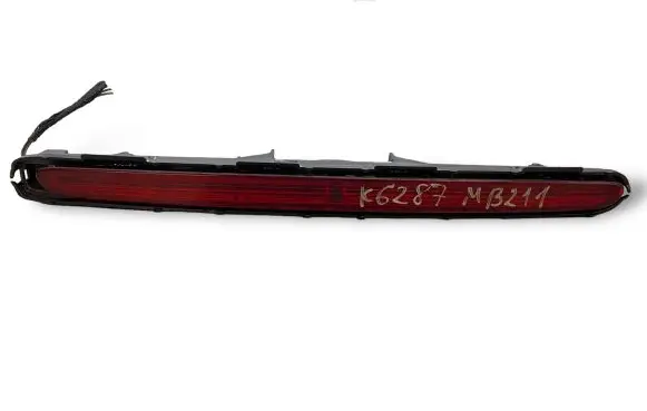 Mercedes-Benz E W211 Third/center stoplight A2118200156