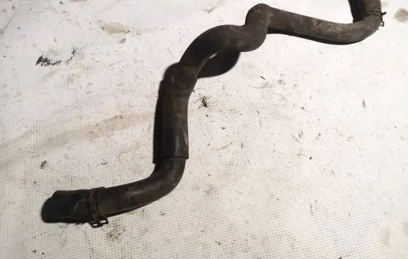 Mazda 3 I Engine coolant pipe/hose