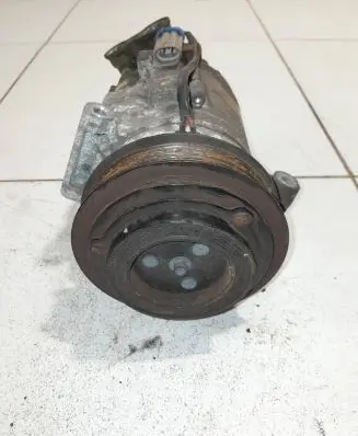 Chevrolet Orlando Air conditioning (A/C) compressor (pump) 13314480 124170376