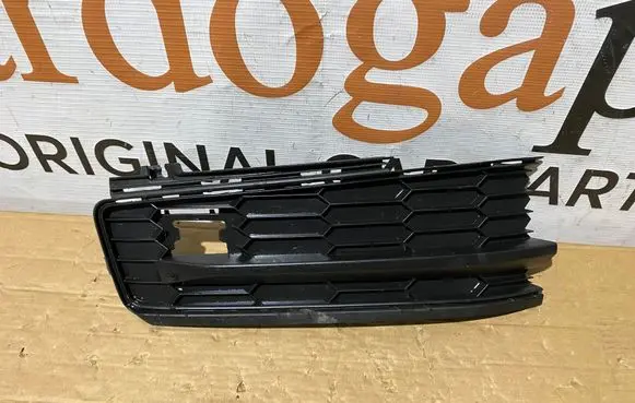 Skoda Kodiaq Front grill 565807367