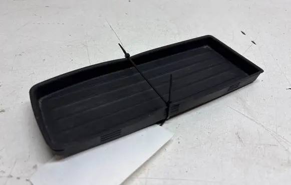 BMW 2 F22 F23 Glove box pad 9227902