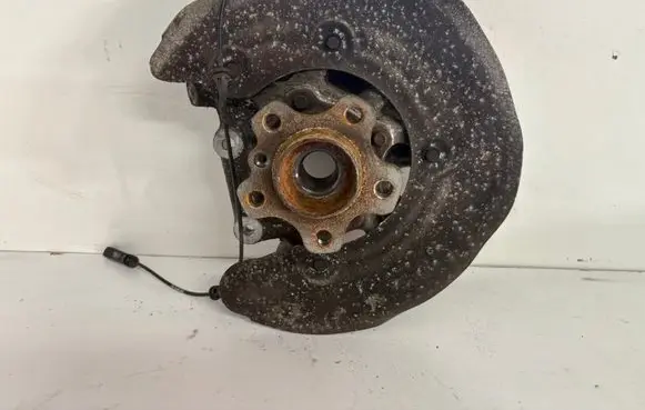 BMW X3 G01 Rear wheel hub 11577210