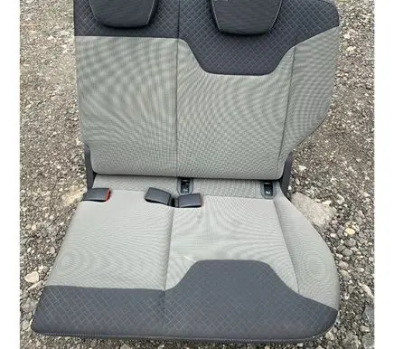 Ford Turneo Courier Second row seats 