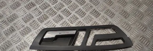 Front door interior handle