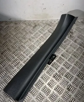 Volvo XC60 (C) pillar trim 31425702