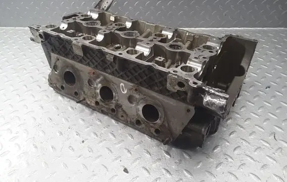Mercedes-Benz C W204 Engine head R2720162501 27294830775918