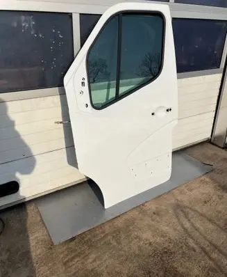 Renault Master III Front door 801110016r