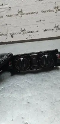 Mercedes-Benz E W210 Climate control unit 2108300185