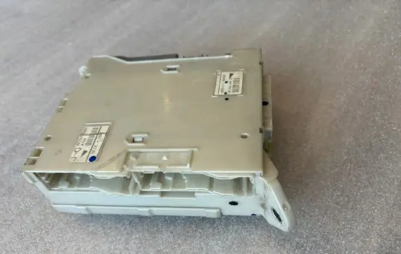 Lexus GS 300 350 430 450H Power steering control unit/module 8273030620 6F161614 82730-30620