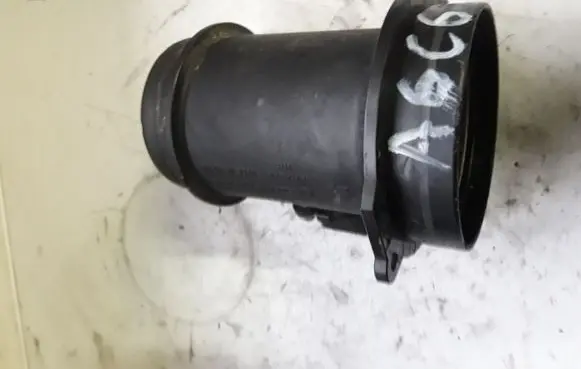 Audi A6 S6 C6 4F Mass air flow meter