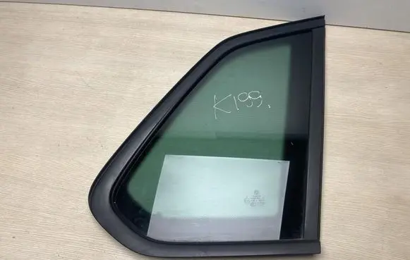 Volkswagen Tiguan Rear side window 5NA845042