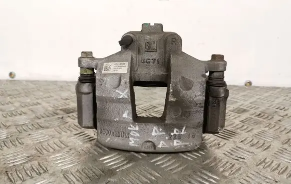 Opel Mokka X Front brake caliper 688250455 42592101