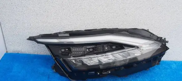 Nissan Qashqai J12 Headlight/headlamp 1008D02G