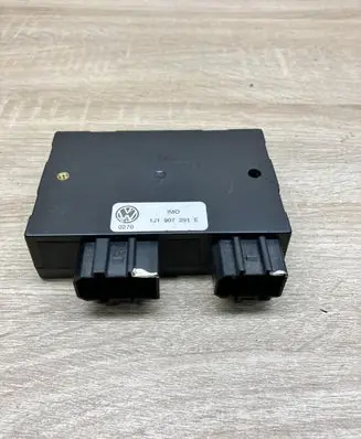 Volkswagen PASSAT B5 Comfort/convenience module 1J0959799K