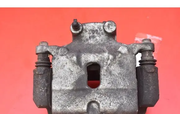 Hyundai i40 Front brake caliper