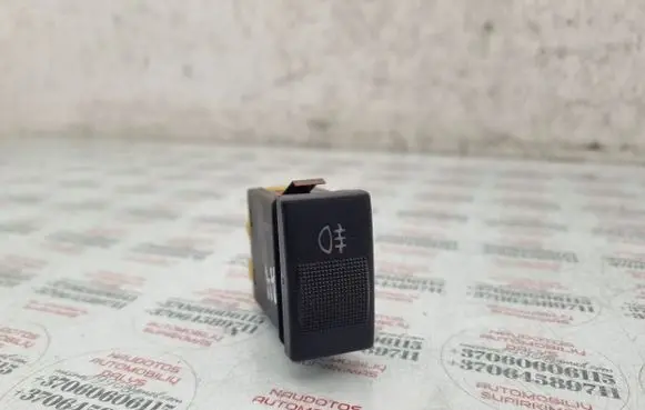 Fog light switch