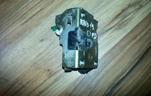 Front door lock