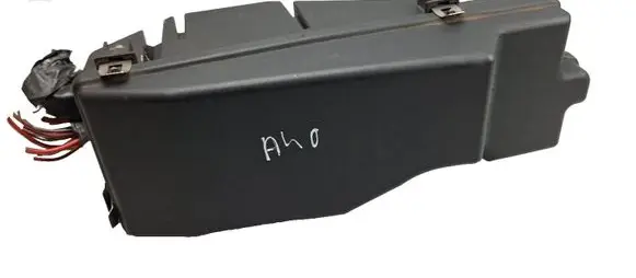 Volvo S80 Fuse box set 9168986 9441606