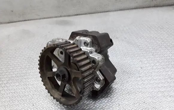 Renault Laguna II Fuel injection high pressure pump 0445010031