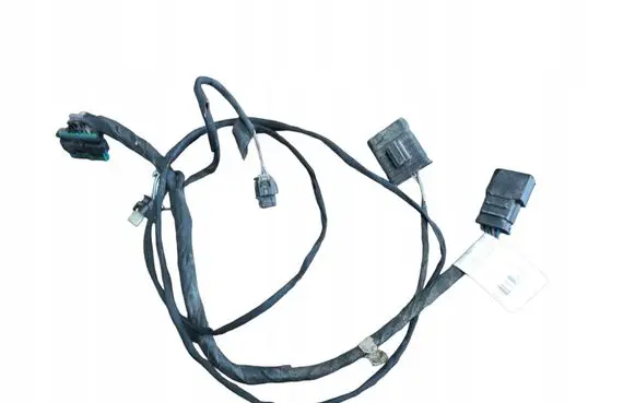 Mercedes-Benz C W203 EUR ISO radio connector A1664404810