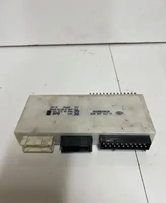 BMW 5 E39 Comfort/convenience module 61356901228 12037310