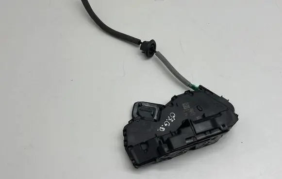 Audi Q3 F3 Rear door lock 83A839016