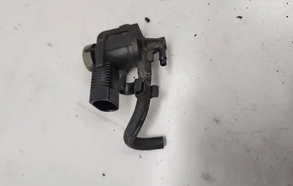 Audi A6 S6 C6 4F Turbo solenoid valve