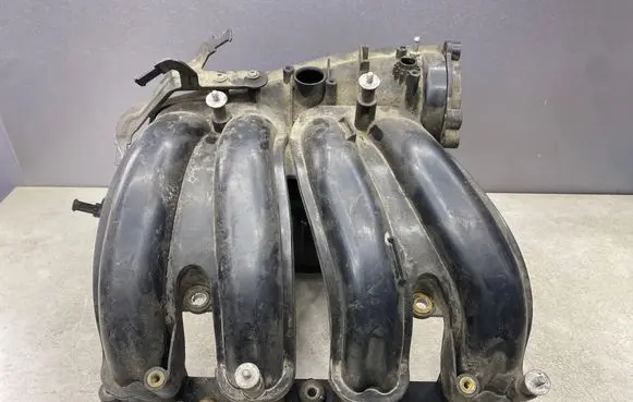 BMW 3 E90 E91 Intake manifold 7529432