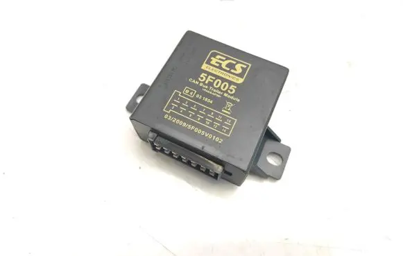 Volkswagen Golf Plus Tow bar relay 5F005 E4031854