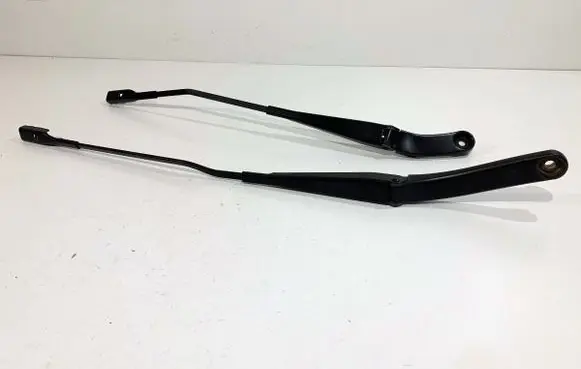 Audi A5 8T 8F Front wiper blade arm 