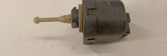 Audi A4 S4 B5 8D Headlight level adjustment motor 6K5941295
