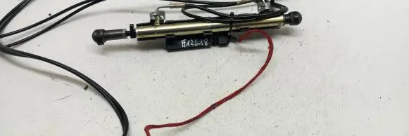 Mercedes-Benz SLK R171 Convertible roof lock latch cylinder A1718207610 1718207610 A1718000672