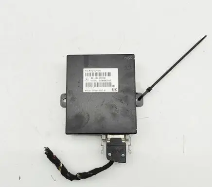 Mercedes-Benz SL R230 Bluetooth control unit module A2308202426