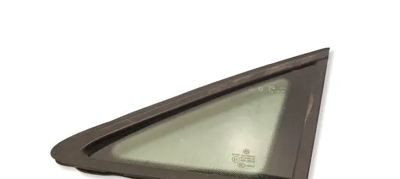 Volkswagen Touran I Front triangle window/glass AS2