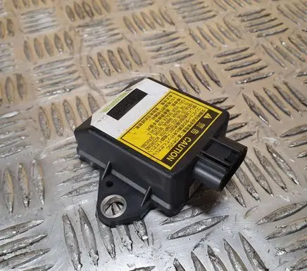 Toyota RAV 4 (XA30) ESP acceleration yaw rate sensor 1745005522 8918342010