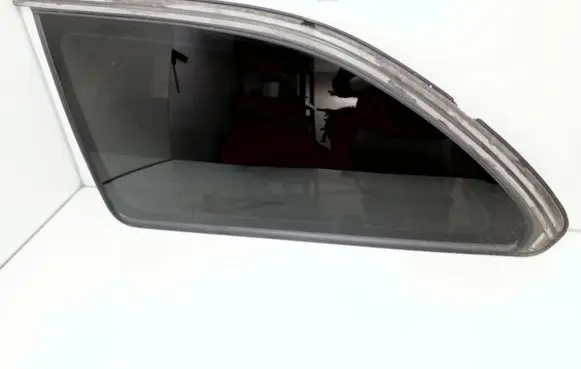 Skoda Octavia Mk2 (1Z) Rear side window