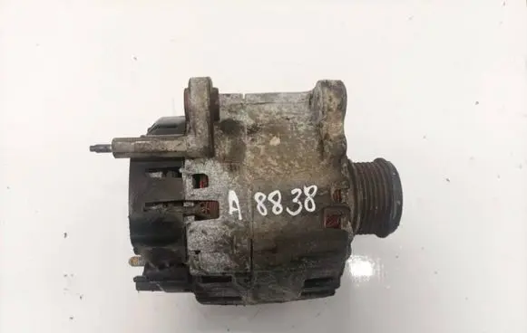 Volkswagen Golf VI Generator/alternator 03e903023f