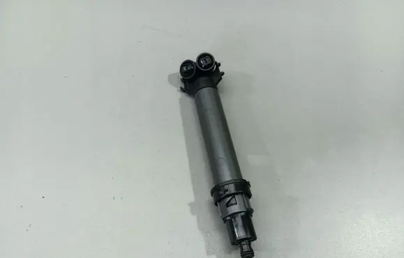 Audi A3 S3 8V Headlight washer spray nozzle 8V0955102