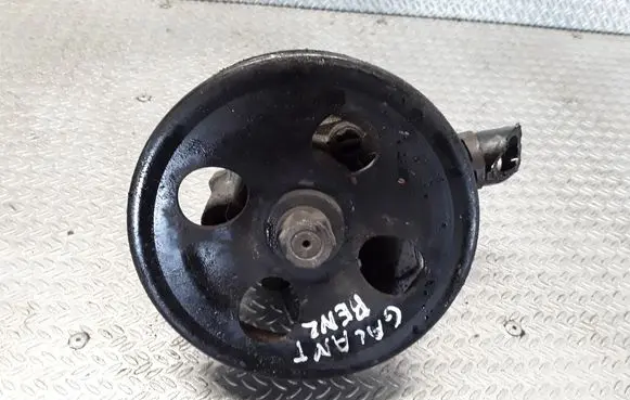 Mitsubishi Galant Power steering pump MR403522