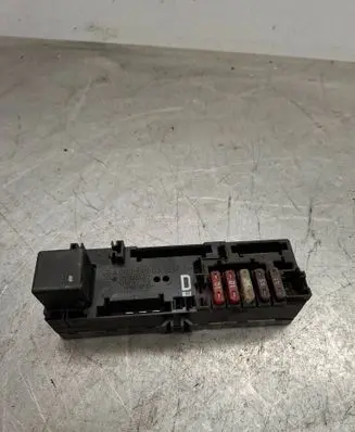 Mercedes-Benz E W210 Fuse box set 05376120 A0005400372