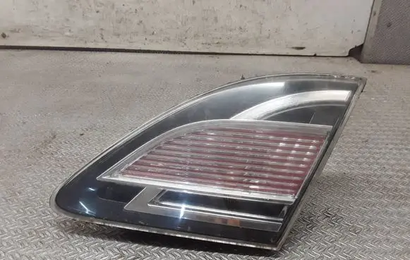 Mazda 6 Tailgate rear/tail lights 